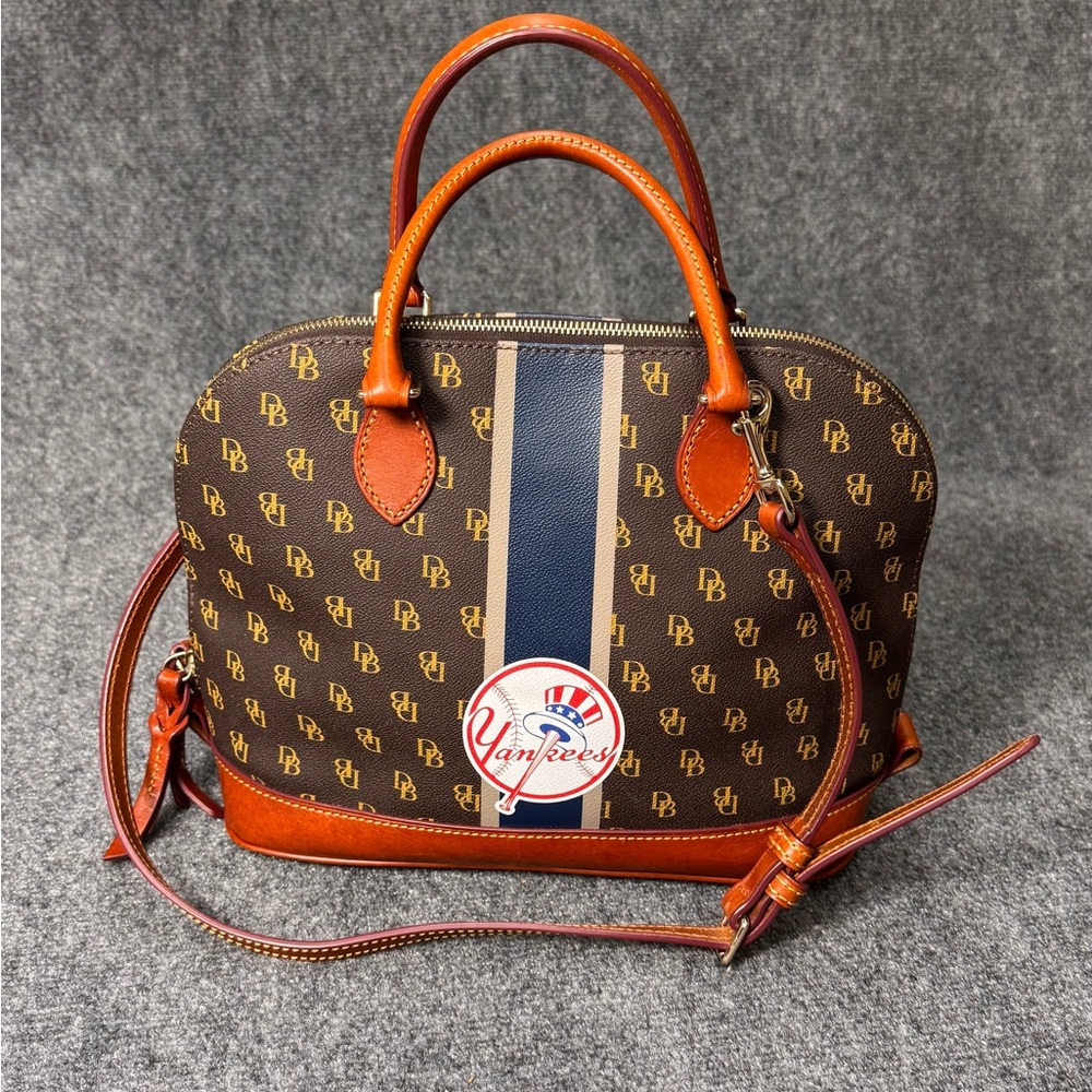 Dooney & Bourke New York Yankees Satchel‎ Crossbody Bag